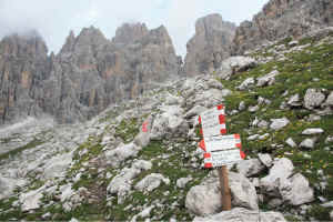 Bivio Ferrata Spellini.JPG (307863 byte)