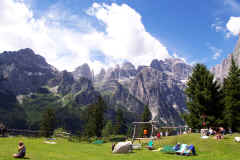 La catena centrale delle Dolomiti di Brenta viste da Tovre 