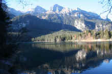 Lago di Tovel e Brenta Settentrionale.jpg (119929 byte)