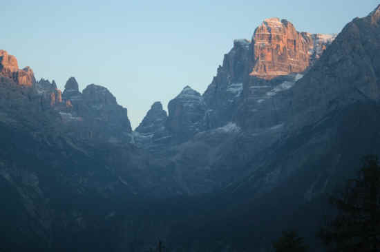 Tramonto_in Val_di_Brenta.jpg (54060 byte)